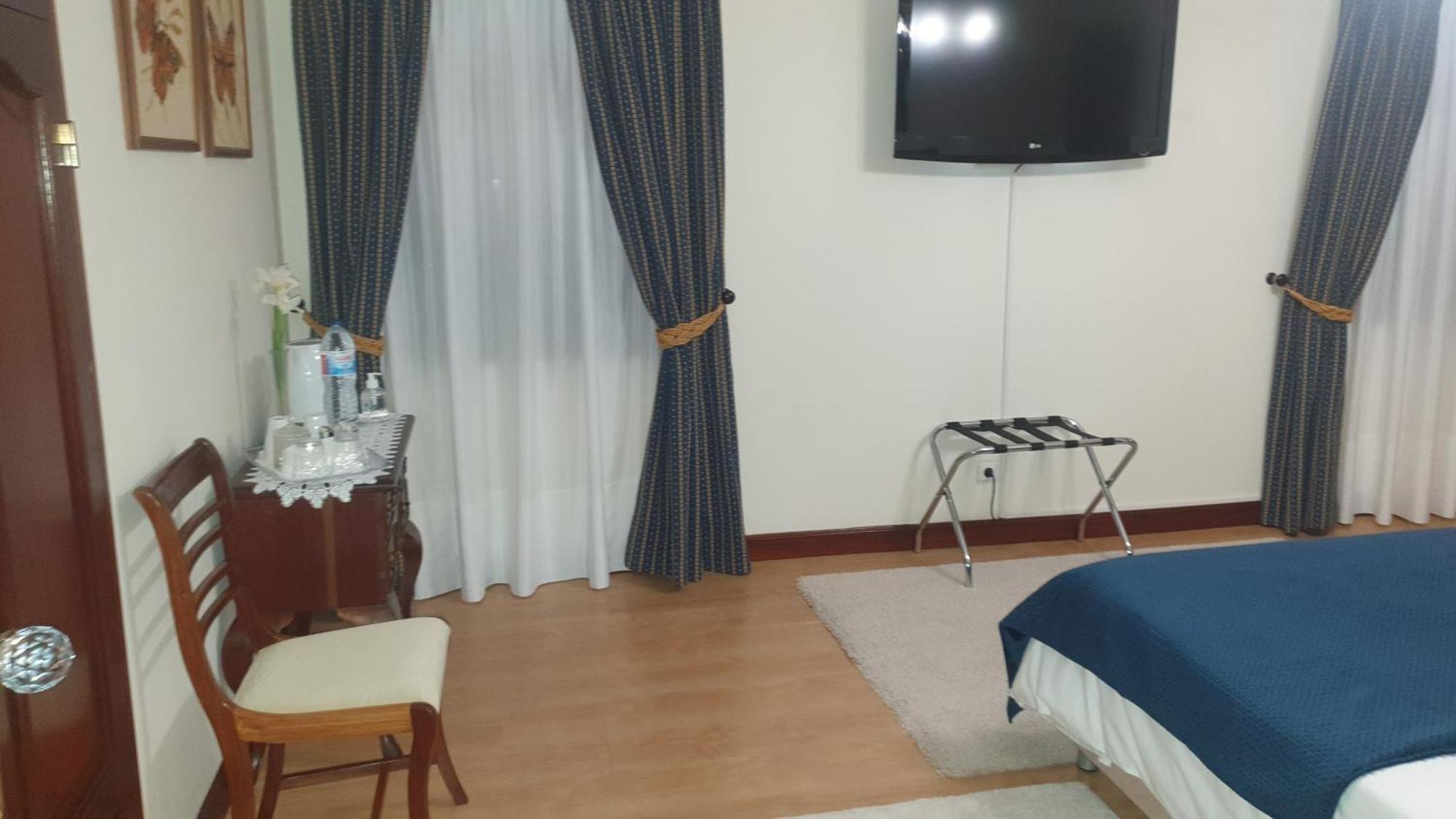 Casa Marques Bed and Breakfast Angra do Heroísmo Værelse billede